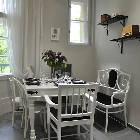 Prestige Amberhome *
